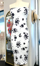 Load image into Gallery viewer, Zina Ivory or Navy Floral Lined Tube Dress