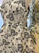 Load image into Gallery viewer, Sienna Navy Blue or White Floral Short Night Dress