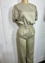 Load image into Gallery viewer, Leslie Sage Tencel 2 Piece Pants Set