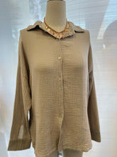 Load image into Gallery viewer, Brandelle Orange or Beige Embossed Texture Buttoned Down Top