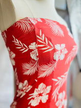 Load image into Gallery viewer, Griselda Coral Floral Strapless Tube Dress