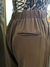Load image into Gallery viewer, Verenice Chocolate Pleated Trousers