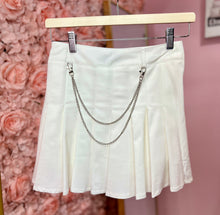 Load image into Gallery viewer, Paulina Pleated Skirt with Silver Tone Chain