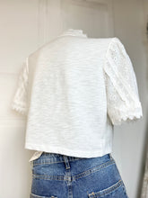 Load image into Gallery viewer, Francis White Lace Buttoned Up Crop Top