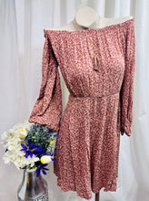 Load image into Gallery viewer, Vianney Darling Blush Sugar Honey/Rose Floral Print Off-the-Shoulder Dress
