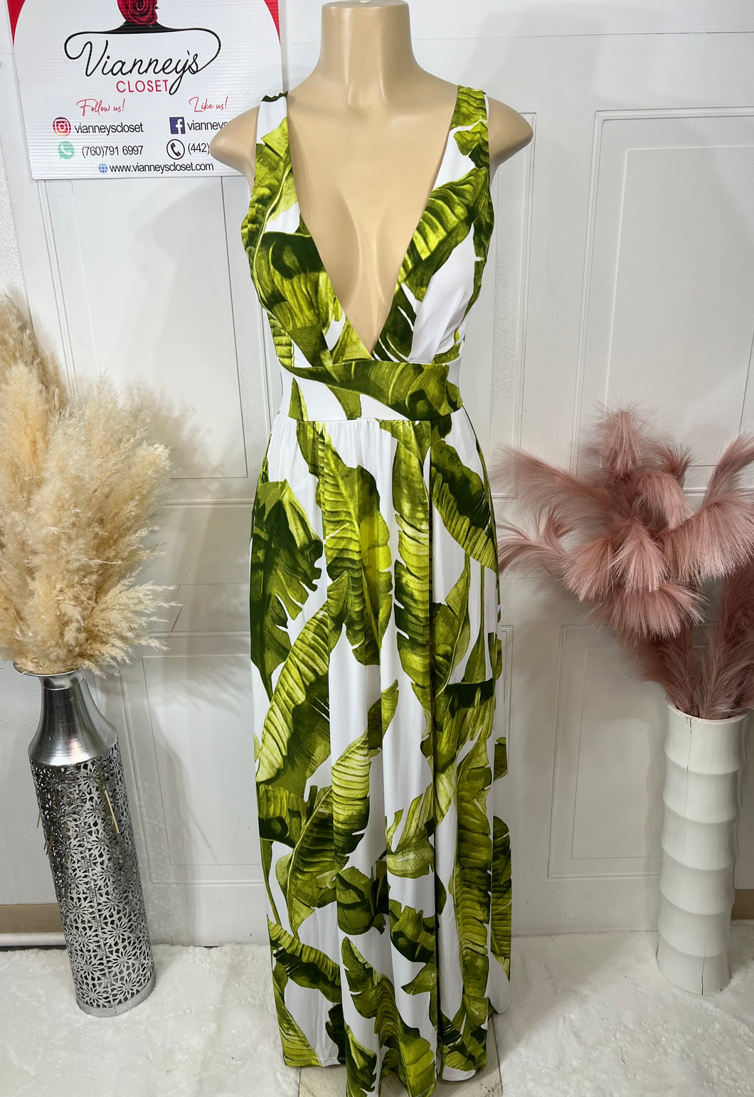Bella Green & White Tropical Leaf Print Dress