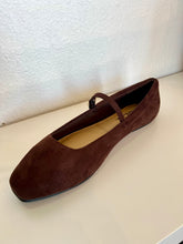 Load image into Gallery viewer, Mary Jane Brown Suede Flats