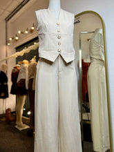 Load image into Gallery viewer, DAHLILA TWO-PIECE IVORY BUTTONED SET