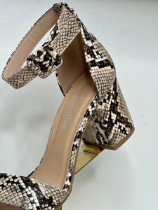 Paulina Sleek Appeal Chunky Heel