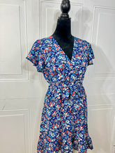 Load image into Gallery viewer, Lilian navy Floral Short Sleeve Back Tie Midi Dress