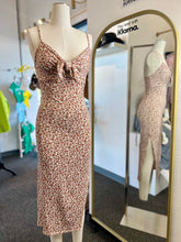 Load image into Gallery viewer, Deidra Casual Ditsy Floral Front Twist Midi Dress