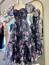 Load image into Gallery viewer, Abigail Black Flowy Floral Maxi Dress