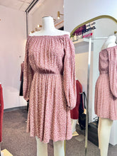 Load image into Gallery viewer, Vianney Darling Blush Sugar Honey/Rose Floral Print Off-the-Shoulder Dress