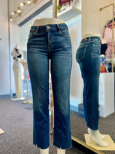 Load image into Gallery viewer, Evelynn High Rise Straight Stretchy Jeans Chewed Hem