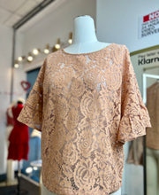 Load image into Gallery viewer, Camila Peach Floral Pattern Round Neck Top