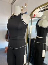 Load image into Gallery viewer, Allis Black Sport Top