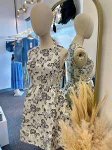 Sienna Navy Blue or White Floral Short Night Dress