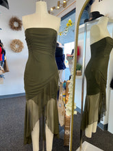 Load image into Gallery viewer, Jamie Olive green Strapless Tube Midi Dress