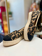 Load image into Gallery viewer, Thalia Black and Brown Animal Print Platform Flats with Burlap detail