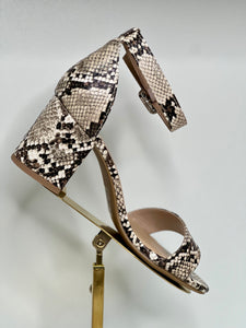 Paulina Sleek Appeal Chunky Heel