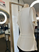Load image into Gallery viewer, Evelyn Stretchy of the Shoulder Front Detail, Gold Heart