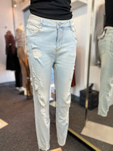 Load image into Gallery viewer, Susan Distressed Denim Ankle Skinny Jeans