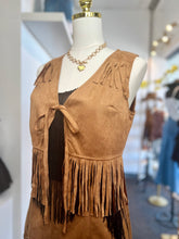 Load image into Gallery viewer, Alexxa Western Boho Cowgirl Tassel Midi Vest