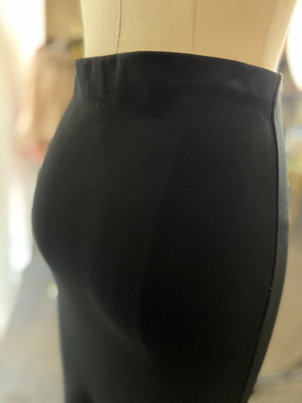 Sasha Solid Black Pencil Skirt
