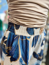 Load image into Gallery viewer, Tiffany Multifloral Fresh Flowy Pants