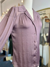 Load image into Gallery viewer, Carolina Taro Long Sleeve Contrast Yoke Button Front Blouse