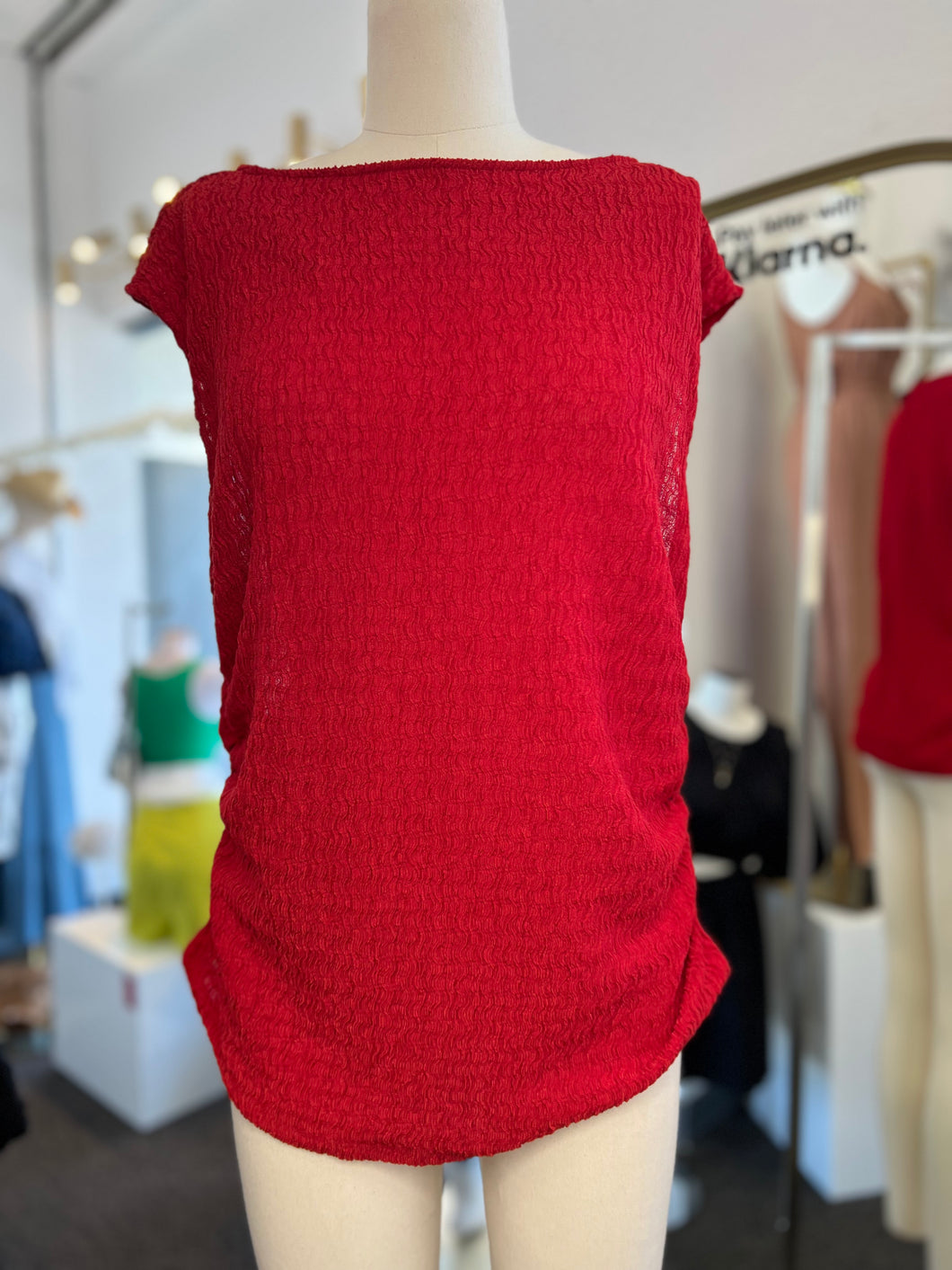 Janessa Red Ribbed Short Sleeve Ruched Side Top