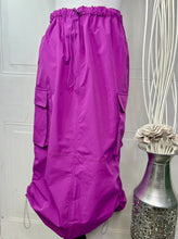 Load image into Gallery viewer, Gina&#39;s Green or Violet Long Parachute Skirt