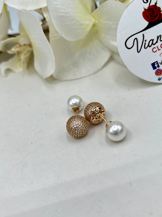 Corine Swarovski Circular Stud Post Back Pearls Earrings