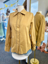 Load image into Gallery viewer, Kaitlyn Light Tobacco Buttoned Down Long Sleeve