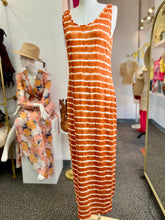 Load image into Gallery viewer, Valencia Rust and White Striped Sleeveless Curvy Long Dress