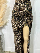 Load image into Gallery viewer, *CLEARANCE* Zoola Animal Print Ribbed Skirt with Gold Tone Front Zipper