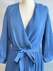 Jaimee Black or Blue 3/4 Sleeves Maxi Pleated Dress