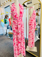 Load image into Gallery viewer, Lilibeth Pink Floral deep V Halter Neck Maxi Dress