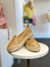 Load image into Gallery viewer, Destiny Nude Platform Closed Flats