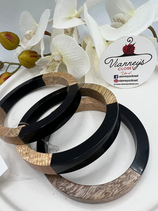 Marisol Black & Wooden Bracelet