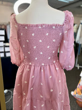 Load image into Gallery viewer, Allyson Mauve Flower Stretchy Midi Dress