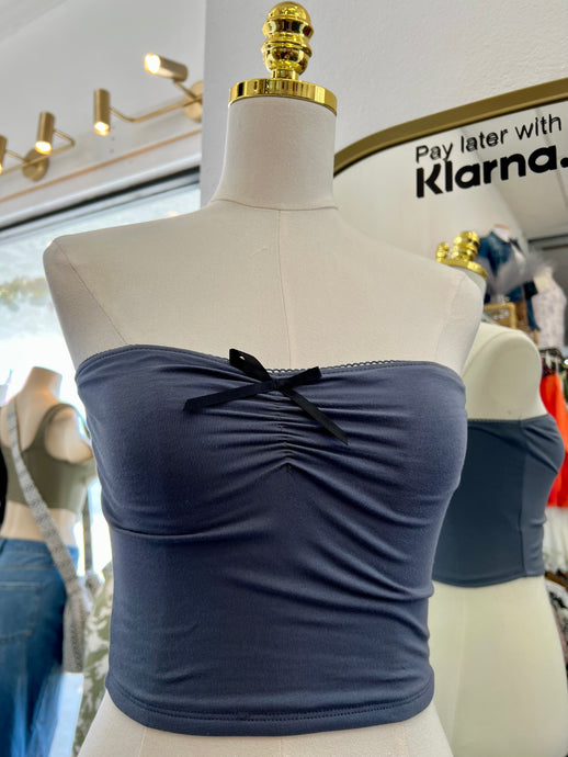 Megan Strapless Bow Cropped Top