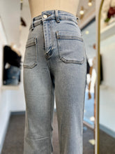 Load image into Gallery viewer, Brooke Denim Wide Leg Stretchy Front Pocket Jeans