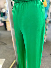 Load image into Gallery viewer, Sully Straight Trousers Black or Green