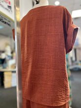 Load image into Gallery viewer, Wendy Rust Short Sleeve Blouse