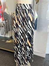 Load image into Gallery viewer, Wild For Zebra Print Flowy Pants