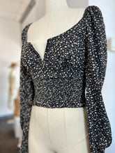 Load image into Gallery viewer, Kiara Black Ditsy Floral Print Crop