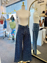 Load image into Gallery viewer, Bianca Sparkly sequence Denim Straight Jeans