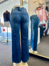 Load image into Gallery viewer, Danielle High Rise Relaxed Wide Leg Jeans