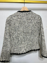 Load image into Gallery viewer, Jackie Black/White 2 Pocket Knit Jacket